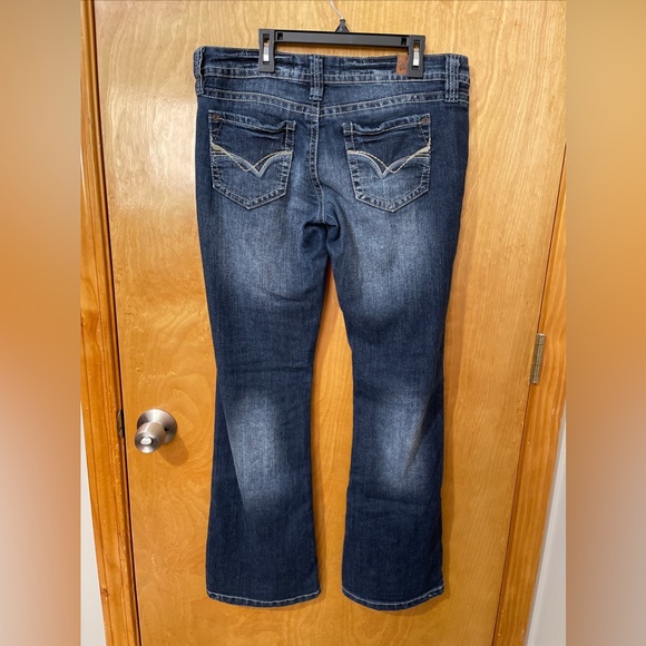 Wallflower Jeans Size 9 Low Rise Dark Wash Bootcut Flare - Picture 2 of 9